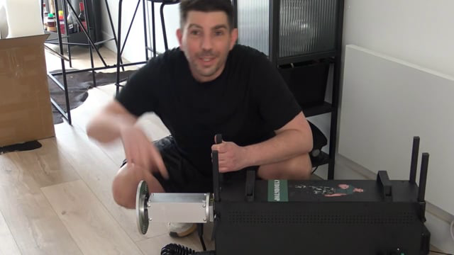 CYBORGTOP 360 - La FUCKmachine la plus FORTE elle tourne aussi a 360 degres !