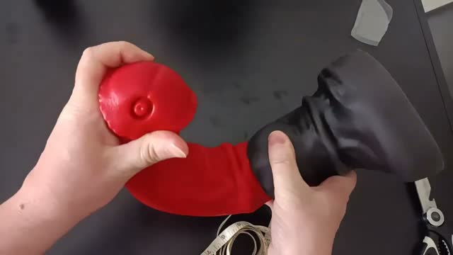 YouandMe Frenchtoys unboxing L’EqusLupus – Gode XXXl  Bicolore (version Bi-Tons ) Made in france