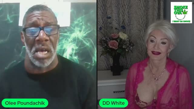 Bonus Smoke: Age Ain't Nothing But A Number , But Being Sexy Is Timeless With DD White